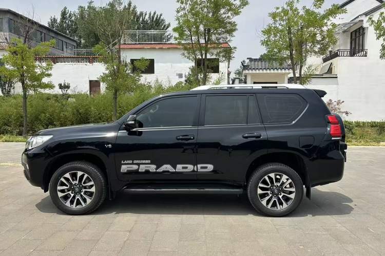 Used Toyota Prado  Exterior 3