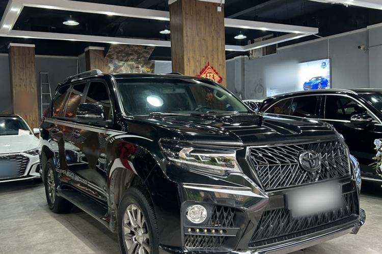 Used Toyota Prado  Exterior 4