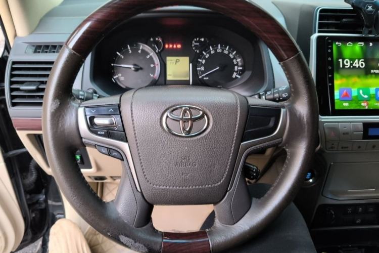 Used Toyota Prado  Interior 3