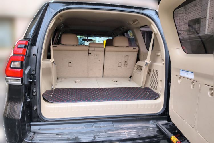 Used Toyota Prado  Trunk