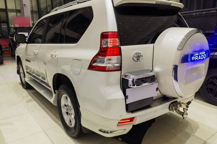 Used Toyota Prado  Exterior 2