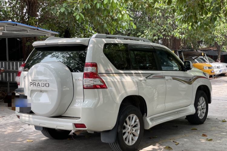 Used Toyota Prado  Exterior 2