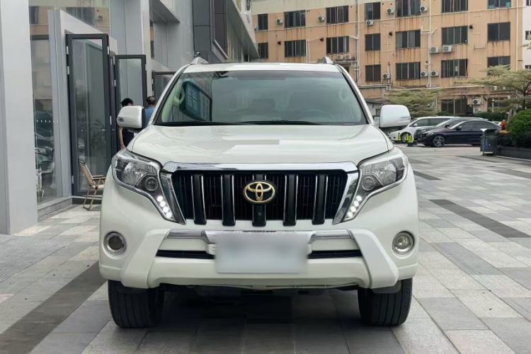 Used Toyota Prado  Exterior 4