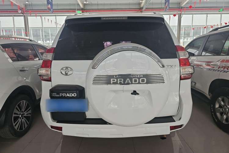 Used Toyota Prado  Exterior 4