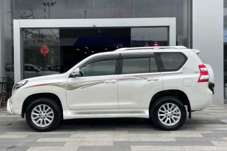 Used Toyota Prado  Exterior 5
