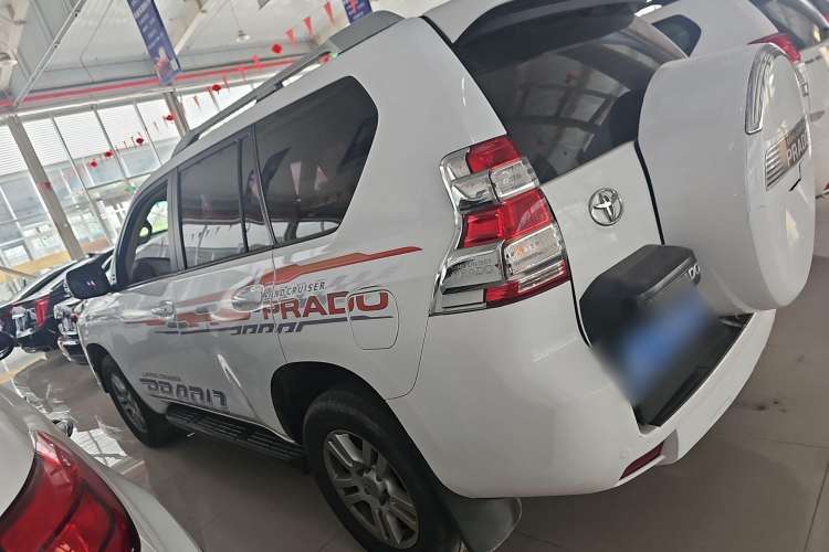Used Toyota Prado  Exterior 5