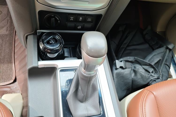 Used Toyota Prado  Gear Lever