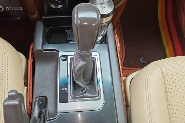 Used Toyota Prado  Gear Lever