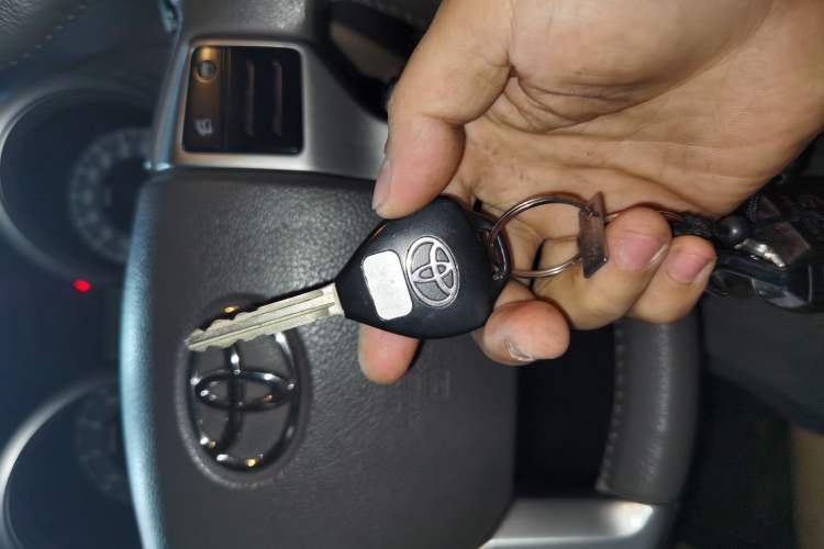 Used Toyota Prado  Interior 1