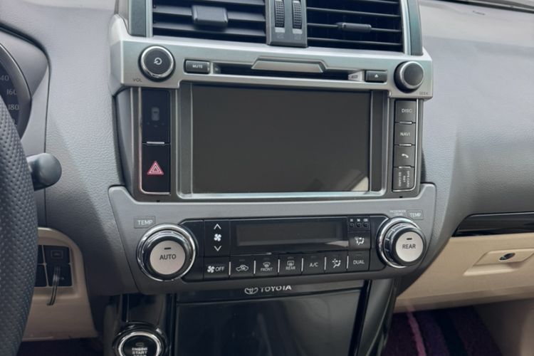 Used Toyota Prado  Interior 2