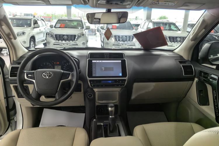 Used Toyota Prado  Interior 3