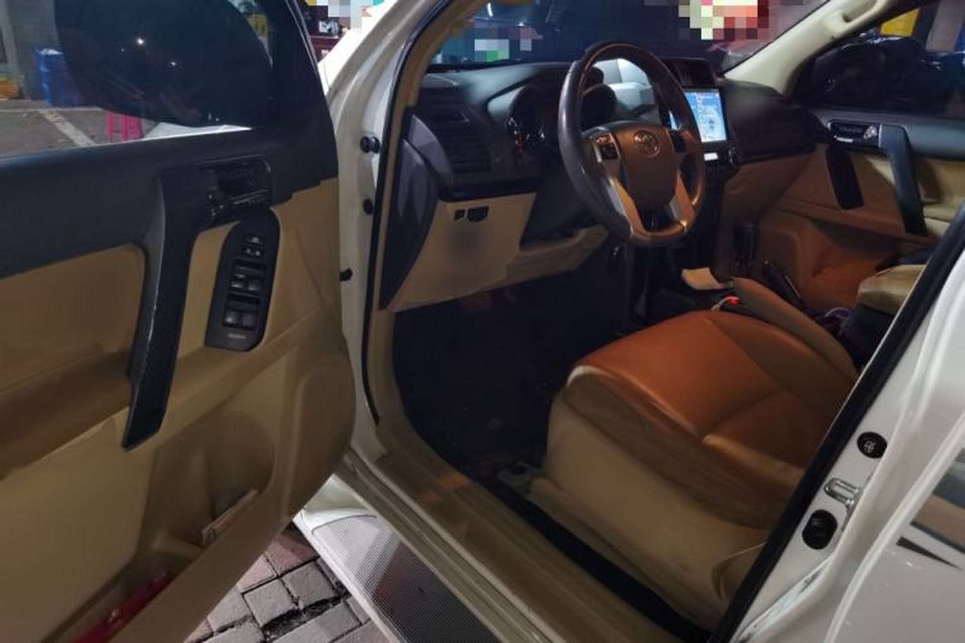 Used Toyota Prado  Interior 3