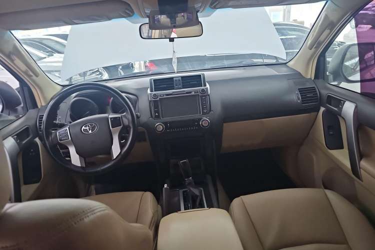 Used Toyota Prado  Interior 3
