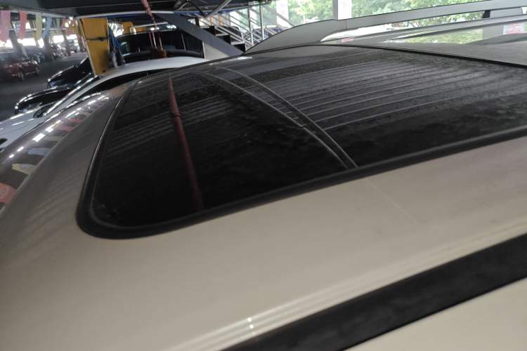 Used Toyota Prado  Roof