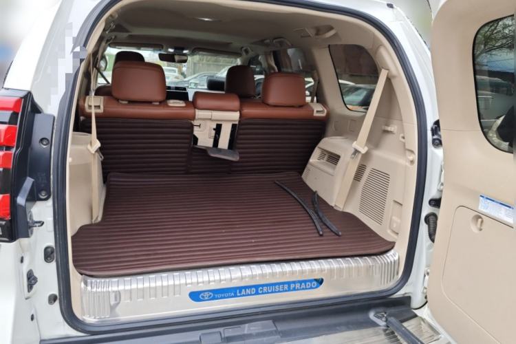 Used Toyota Prado  Trunk