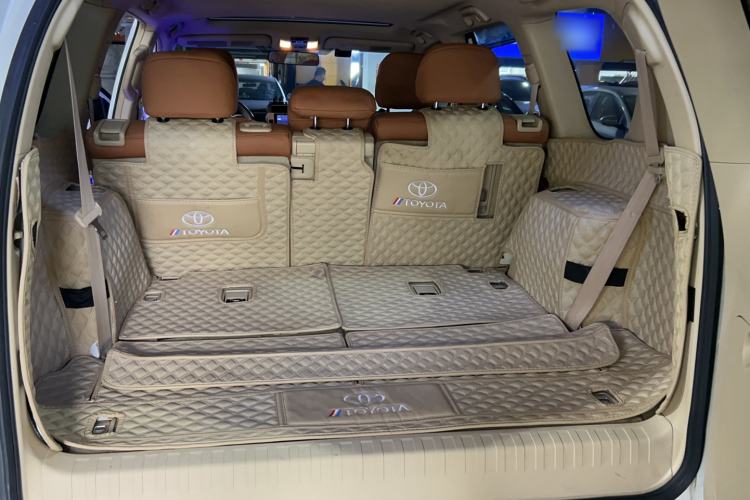 Used Toyota Prado  Trunk