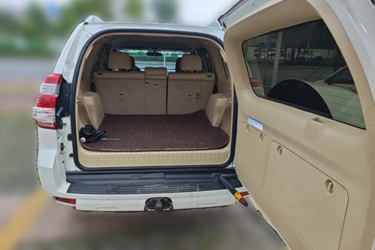 Used Toyota Prado  Trunk