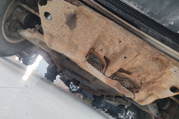 Used Toyota Prado 2004 GX 2.7 Automatic Model Chassis Front