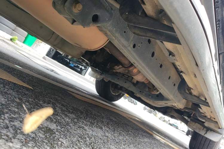 Used Toyota Prado 2004 GX 2.7 Automatic Model Chassis Rear Right