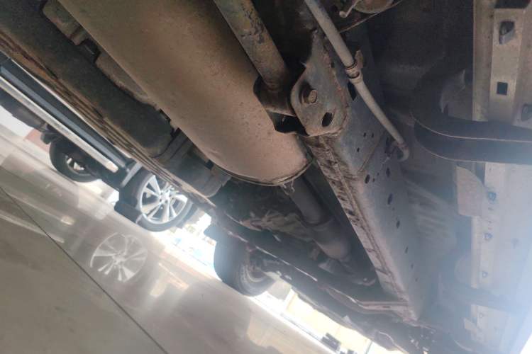 Used Toyota Prado 2004 GX 2.7 Automatic Model Chassis Rear Right
