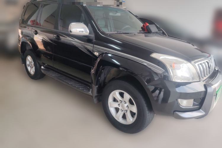 Used Toyota Prado 2004 GX 2.7 Automatic Model Front Right 45 Deg