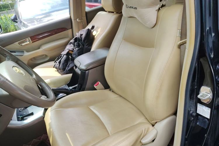 Used Toyota Prado 2004 GX 2.7 Automatic Model Left Front Seat