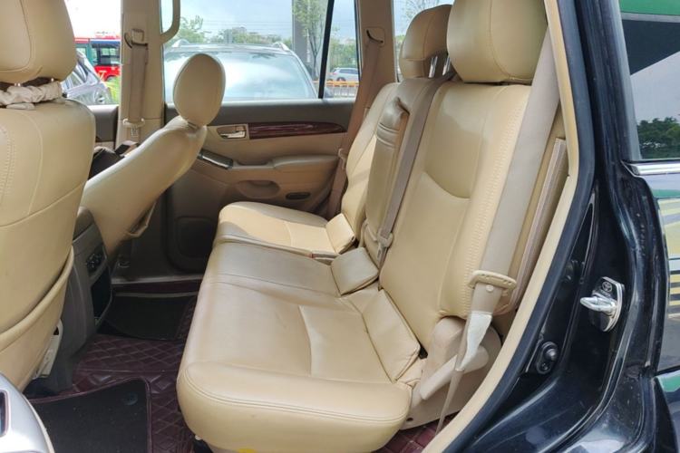 Used Toyota Prado 2004 GX 2.7 Automatic Model Left Rear Seat