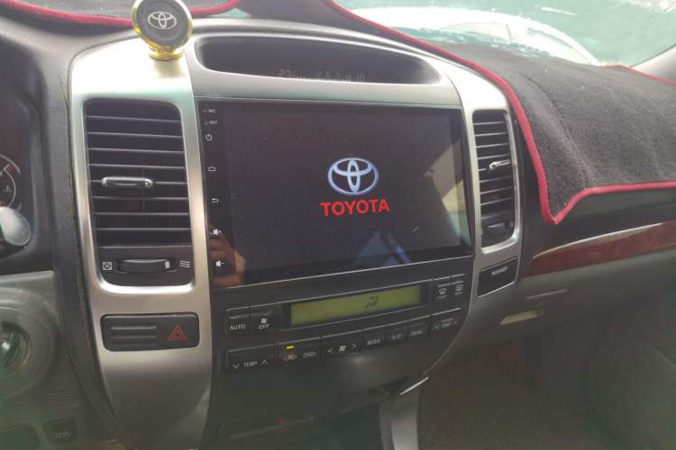 Used Toyota Prado 2004 GX 2.7 Automatic Model Audio And AC Panel