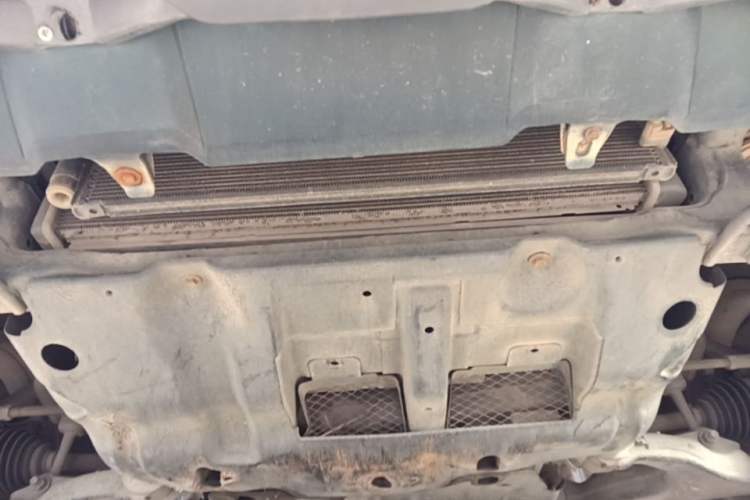 Used Toyota Prado 2004 GX 2.7 Automatic Model Chassis Front
