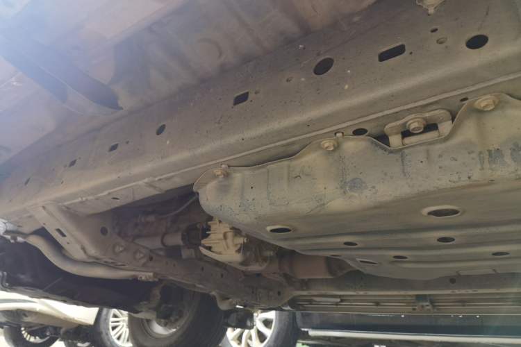 Used Toyota Prado 2004 GX 2.7 Automatic Model Chassis Front Left