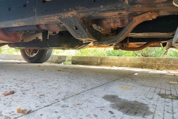 Used Toyota Prado 2004 GX 2.7 Automatic Model Chassis Front Right