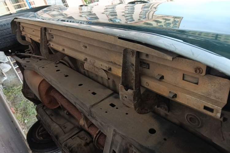 Used Toyota Prado 2004 GX 2.7 Automatic Model Chassis Front Right