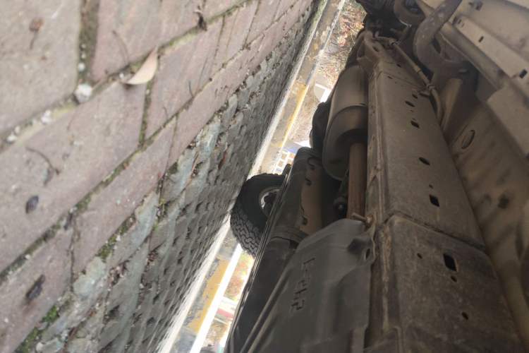 Used Toyota Prado 2004 4.0L Automatic GX Chassis Front Right