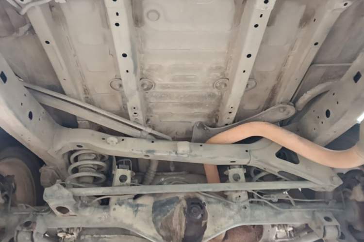 Used Toyota Prado 2004 GX 2.7 Automatic Model Chassis Rear