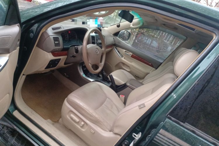 Used Toyota Prado 2004 VX 4.0 Driver Seat