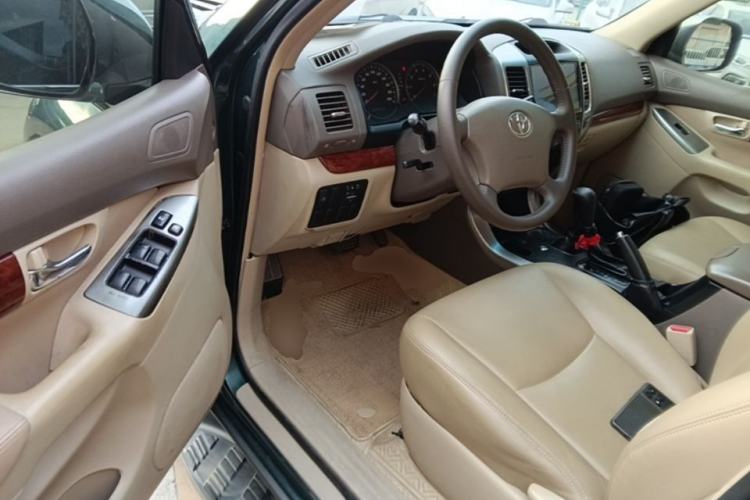 Used Toyota Prado 2004 GX 2.7 Automatic Model Driver Seat
