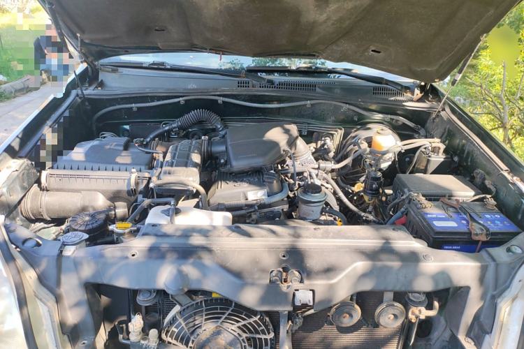 Used Toyota Prado 2004 GX 2.7 Automatic Model Engine Bay