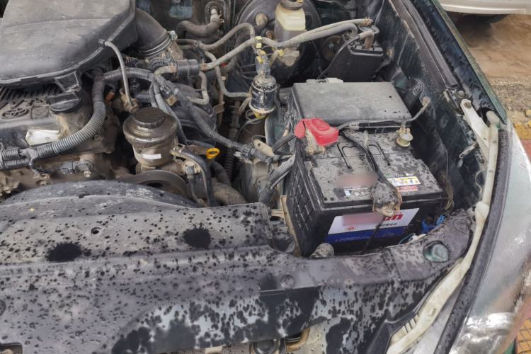 Used Toyota Prado 2004 GX 2.7 Automatic Model Engine Bay Left