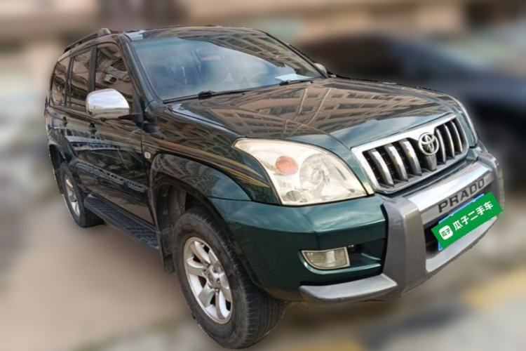 Used Toyota Prado 2004 GX 2.7 Automatic Model Front Right 45 Deg
