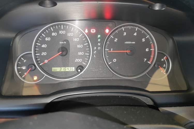 Used Toyota Prado 2004 GX 2.7 Automatic Model Instrument Cluster