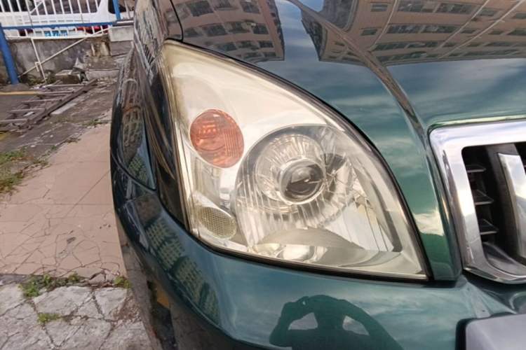 Used Toyota Prado 2004 GX 2.7 Automatic Model Right Front Headlight