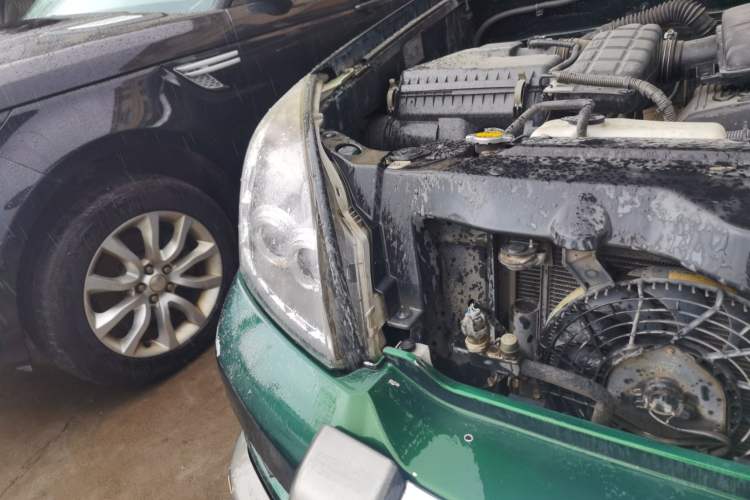Used Toyota Prado 2004 GX 2.7 Automatic Model Right Front Headlight