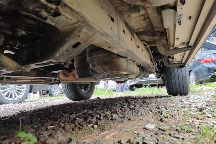 Used Toyota Prado 2004 GX 2.7 Automatic Model Chassis Front Left