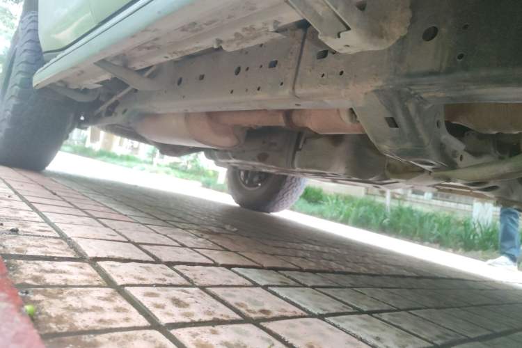 Used Toyota Prado 2004 GX 2.7 Automatic Model Chassis Front Right