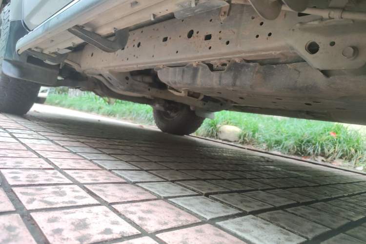 Used Toyota Prado 2004 GX 2.7 Automatic Model Chassis Rear Left