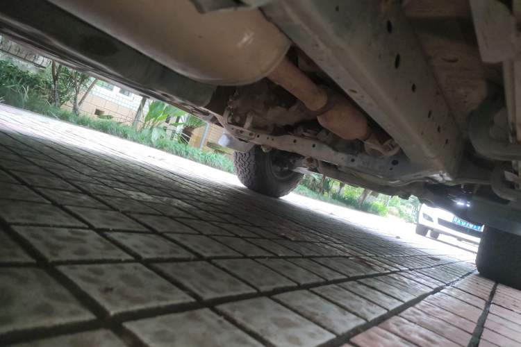 Used Toyota Prado 2004 GX 2.7 Automatic Model Chassis Rear Right