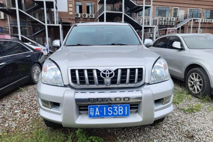 Used Toyota Prado 2004 GX 2.7 Automatic Model Front