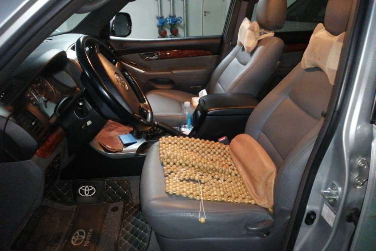 Used Toyota Prado 2004 GX 2.7 Automatic Model Left Front Seat