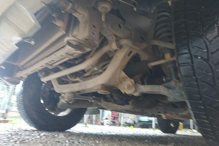 Used Toyota Prado 2004 GX 2.7 Automatic Model Chassis Front Left