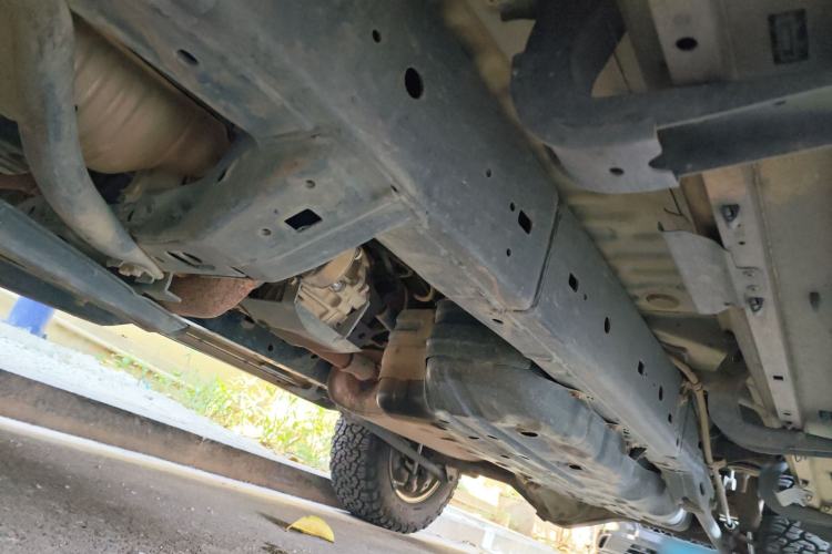 Used Toyota Prado 2004 VX 4.0 Chassis Front Left